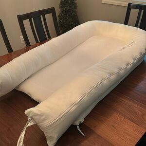 Dock-A-Tot Grand Pristine White - Excellent Condition with Original Box!!